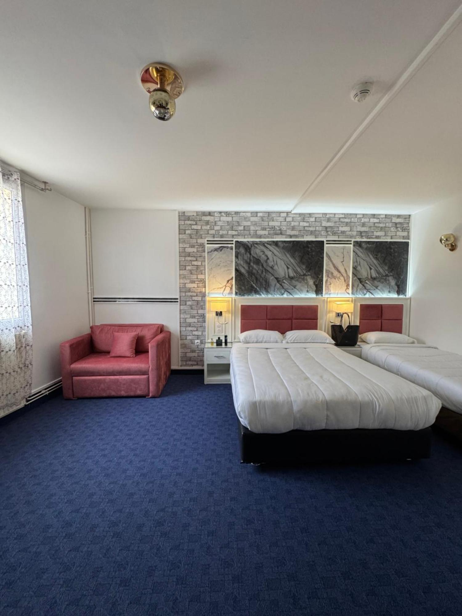 Hotel Grand Paris Villejuif Luaran gambar